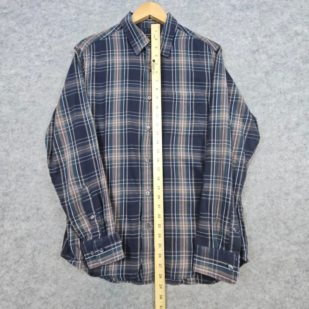 Banana Republic this nice